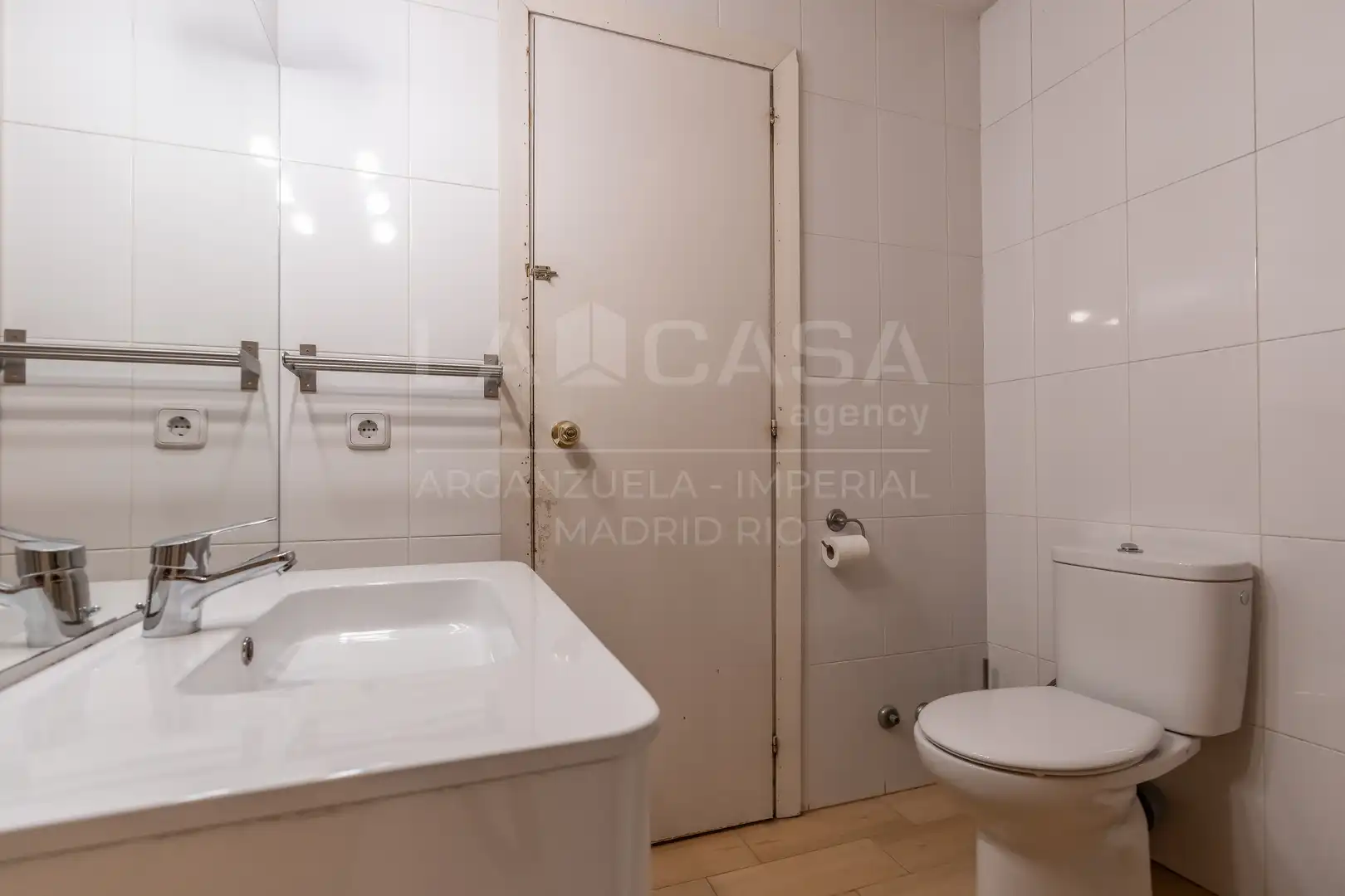 Bany de Pis en venda en Madrid amb Aire condicionat, Calefacció i Terrassa