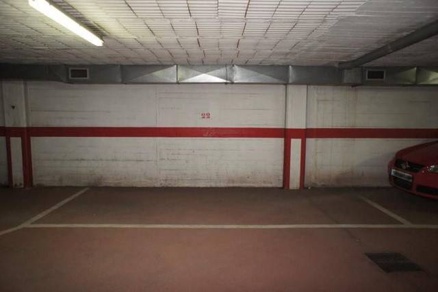 Garaje en Alquiler en Travesía de Arteixo, 2T en Oseiro