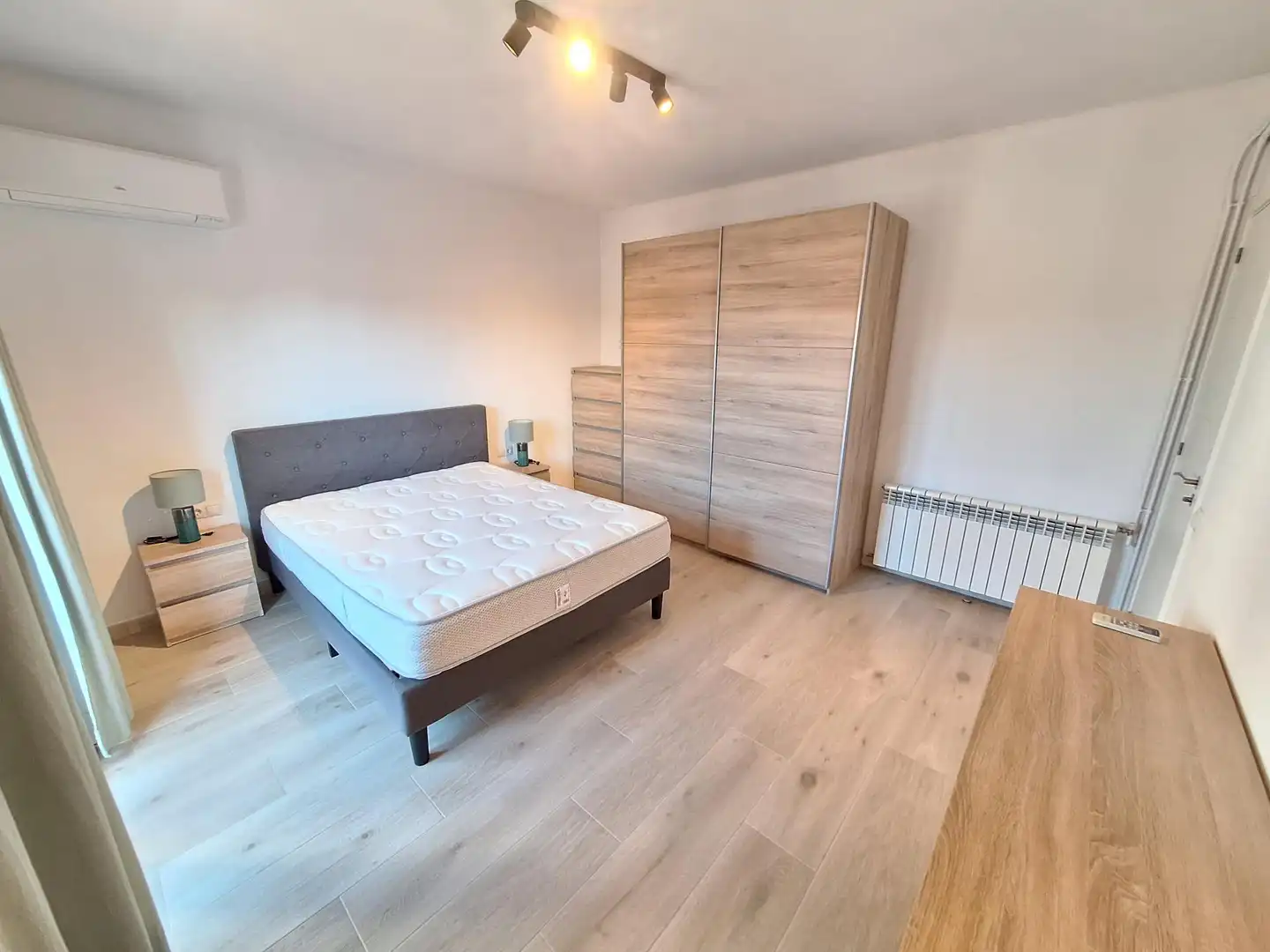 Flat for rent in El Poble Sec