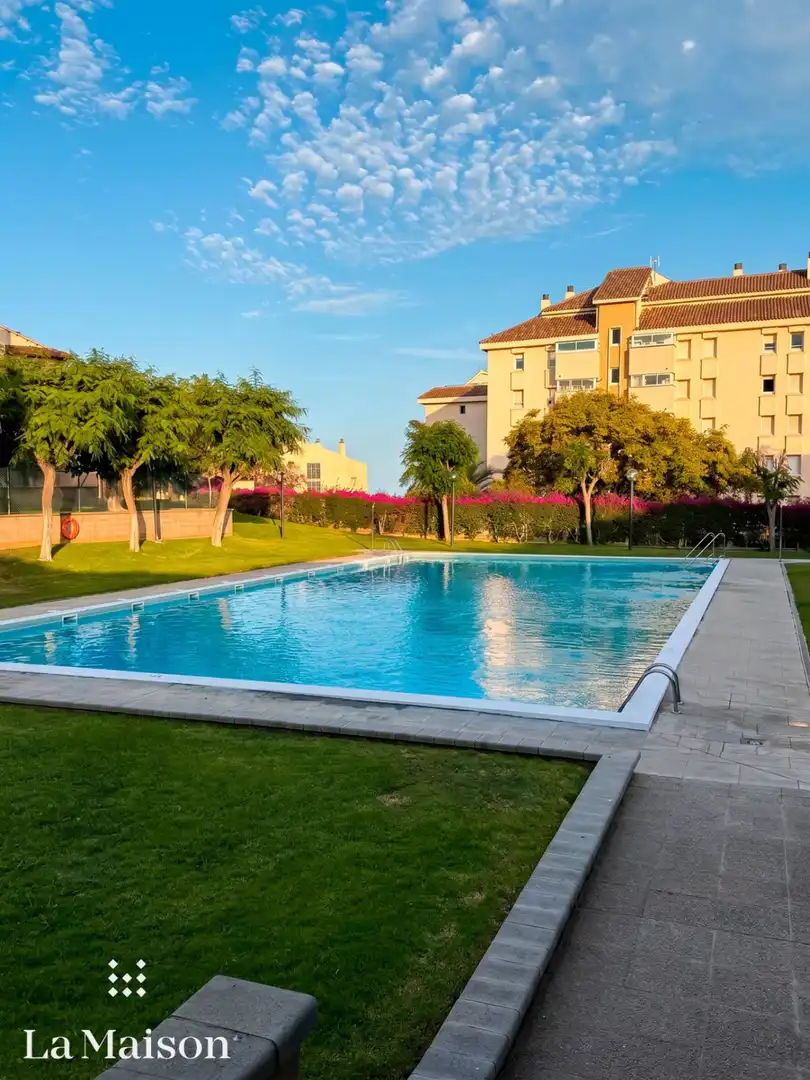 Piscina de Casa o xalet en venda en Sant Andreu de Llavaneres amb Terrassa i Piscina comunitària