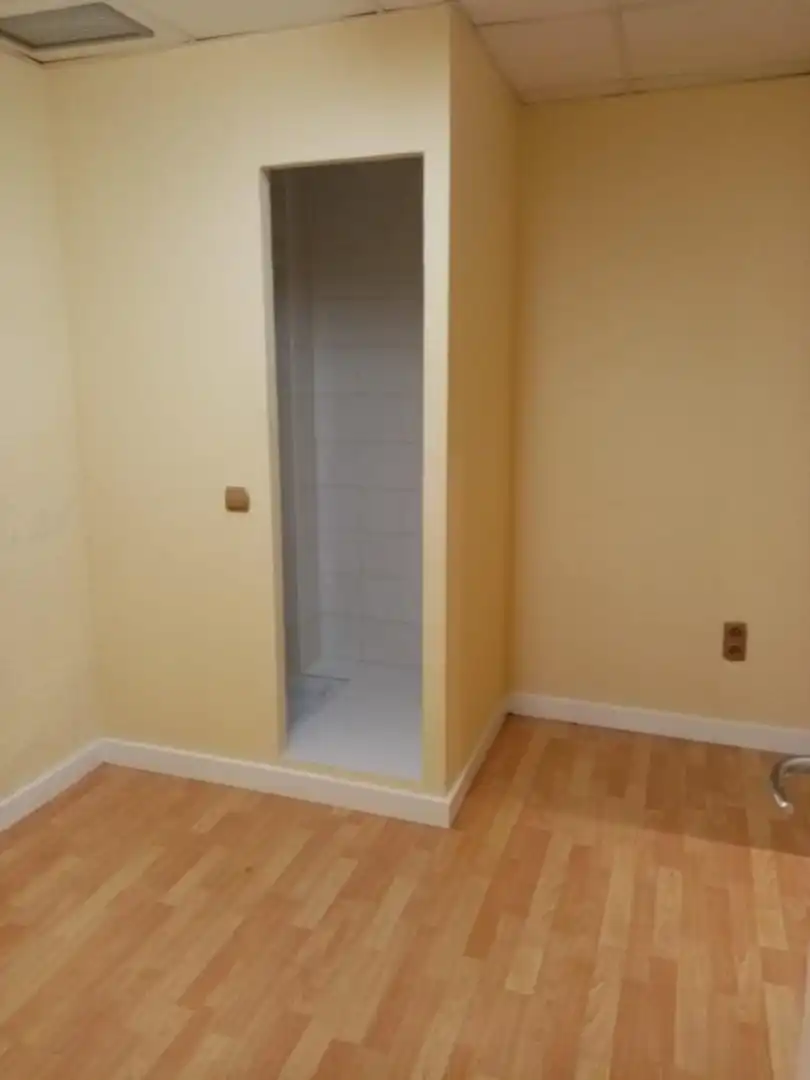 Local comercial en venta en Logroño - doctores castroviejo, imagen 2