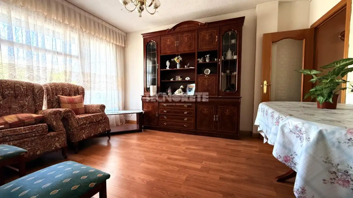 Piso con ascensor en venta en Alamín, imagen 5