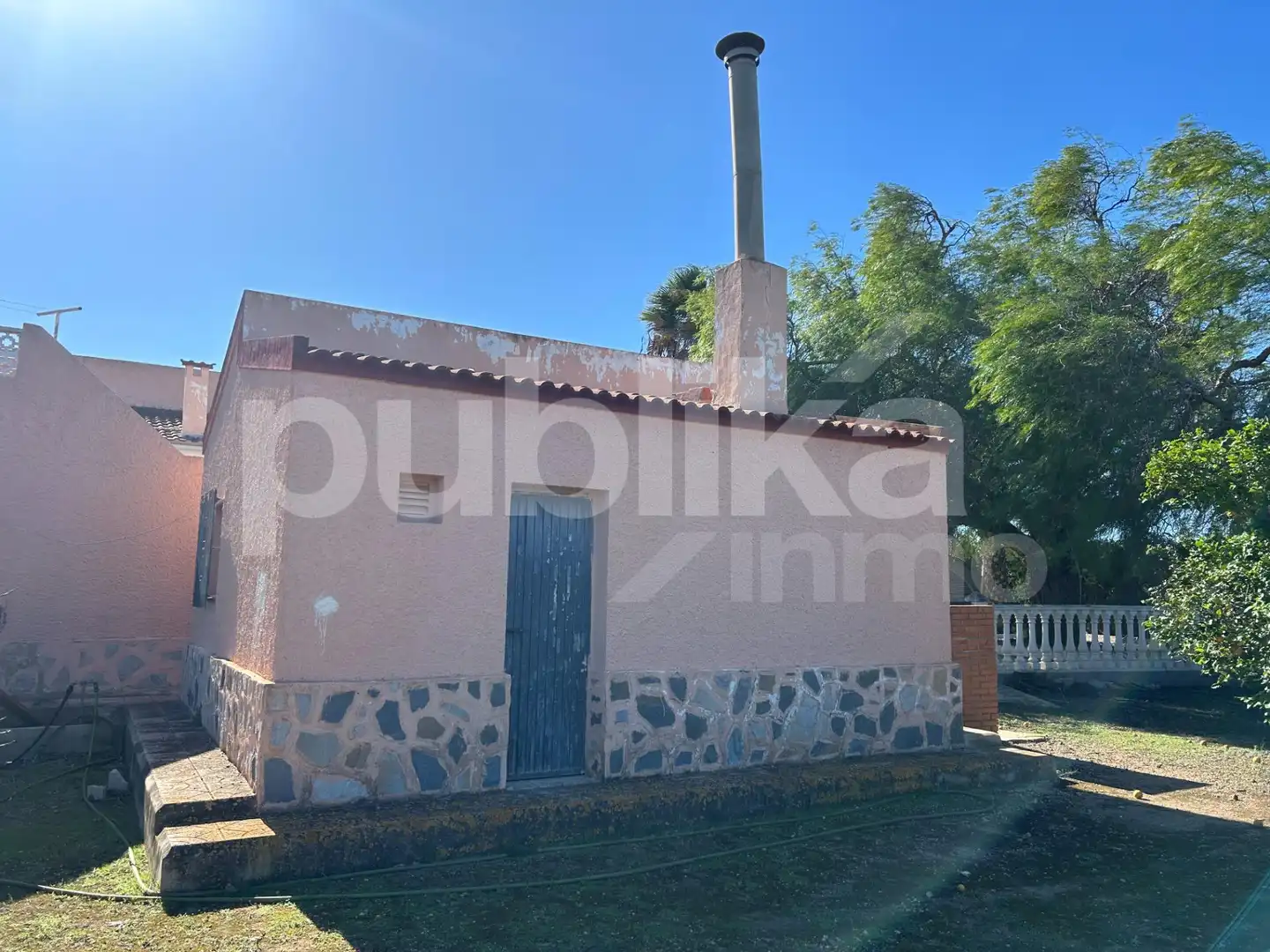 Country house zum Verkauf in Elche / Elx mit Terrasse, Abstellraum und Schwimmbad