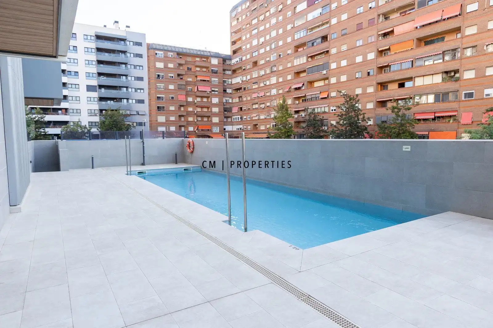 Schwimmbecken von Wohnung zur Miete in Valencia mit Klimaanlage, Heizung und Terrasse