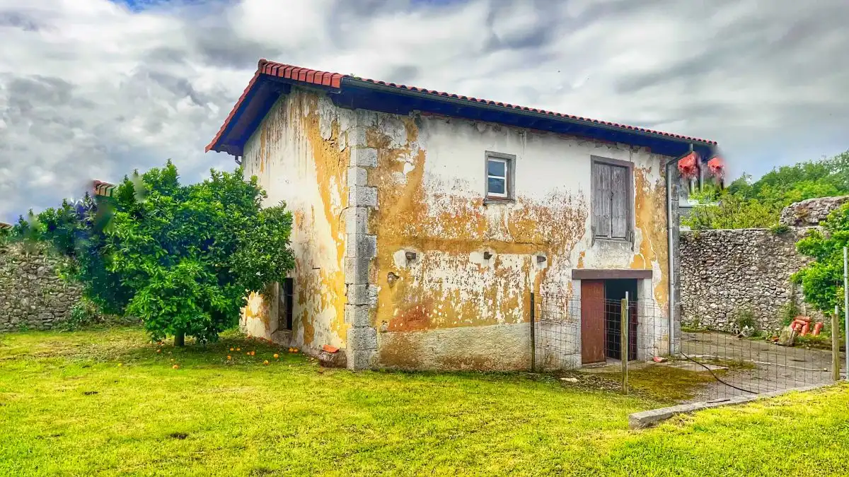 Exterior view of Buildings for sale in Solórzano