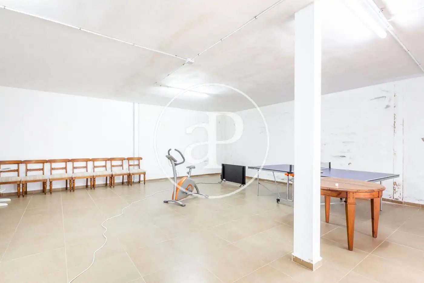Houses for sale in Chiva  with Air Conditioner, Heating and Private garden