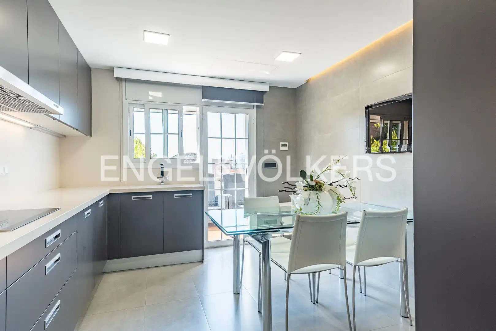Dining room of Houses for sale in Molins de Rei  with Heating, Private garden and Balcony