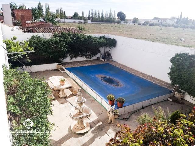 Casa-chalet en Venta en REINA VICTORIA en Arenales de San Gregorio