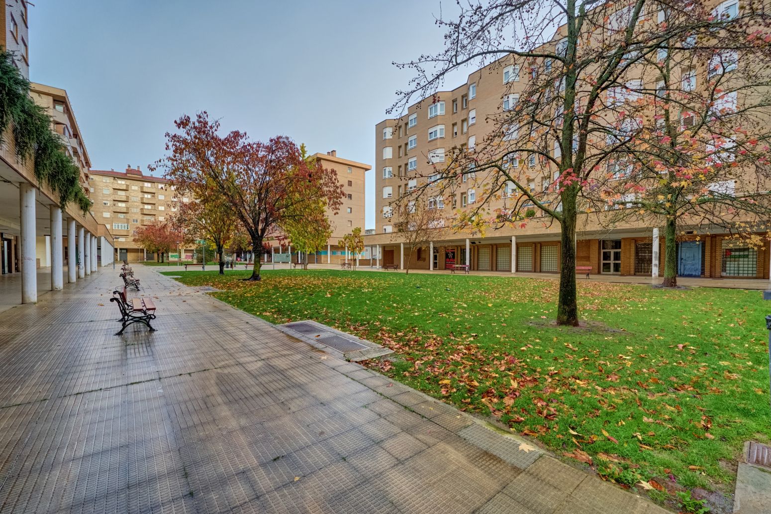 Vista exterior de Pis en venda en Burlada / Burlata amb Calefacció i Terrassa