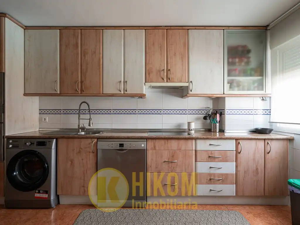 Kitchen of Ground floor for sale in Las Rozas de Madrid  with Air Conditioner, Private garden and Terrace