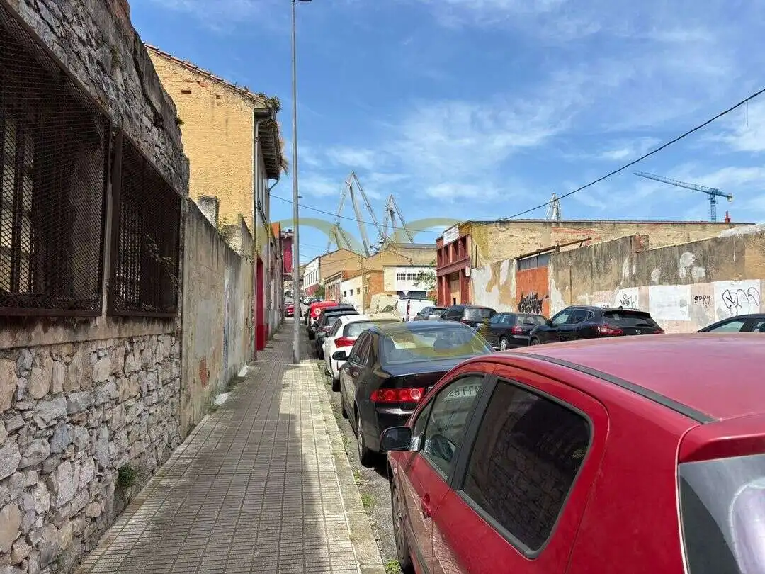 Parking de Edificio en venta en Gijón 