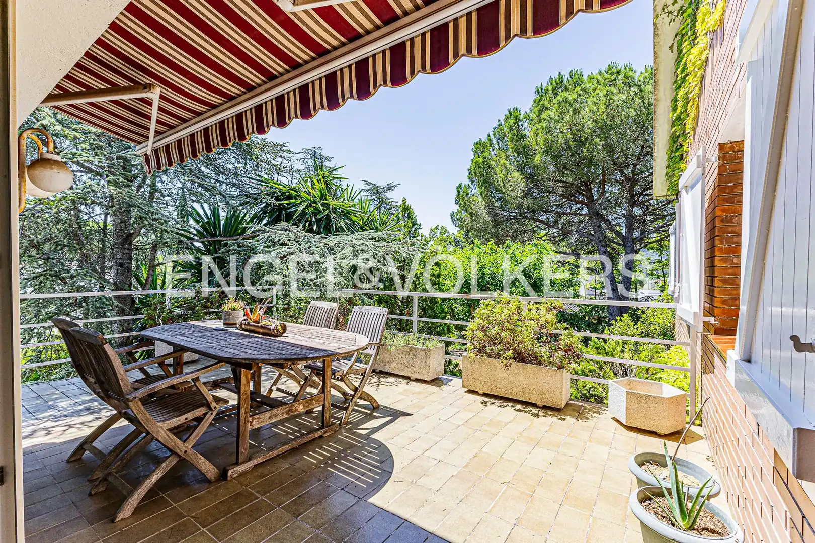 Casa con jardín en venta en Begues, imagen 2