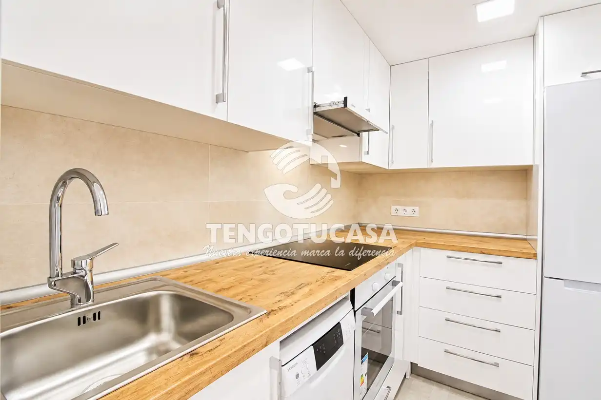 Küche von Wohnung zum Verkauf in Madrid mit Klimaanlage, Heizung und Parkett