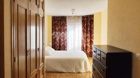 Foto 2 de Piso en venta en  Piqueñas, Buena Vista,  Madrid Capital