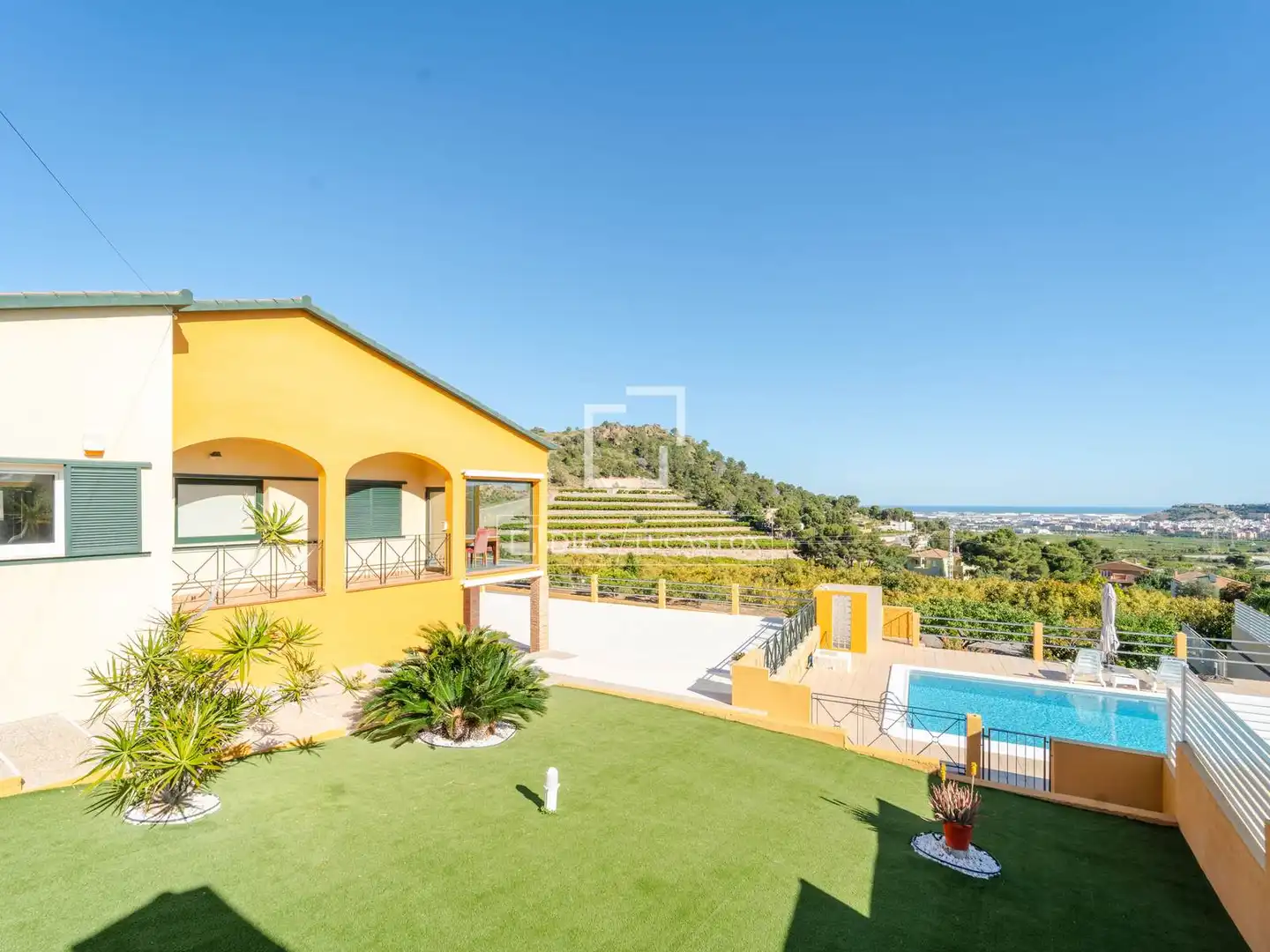 Garden of Houses for sale in Sagunto / Sagunt  with Air Conditioner, Heating and Private garden