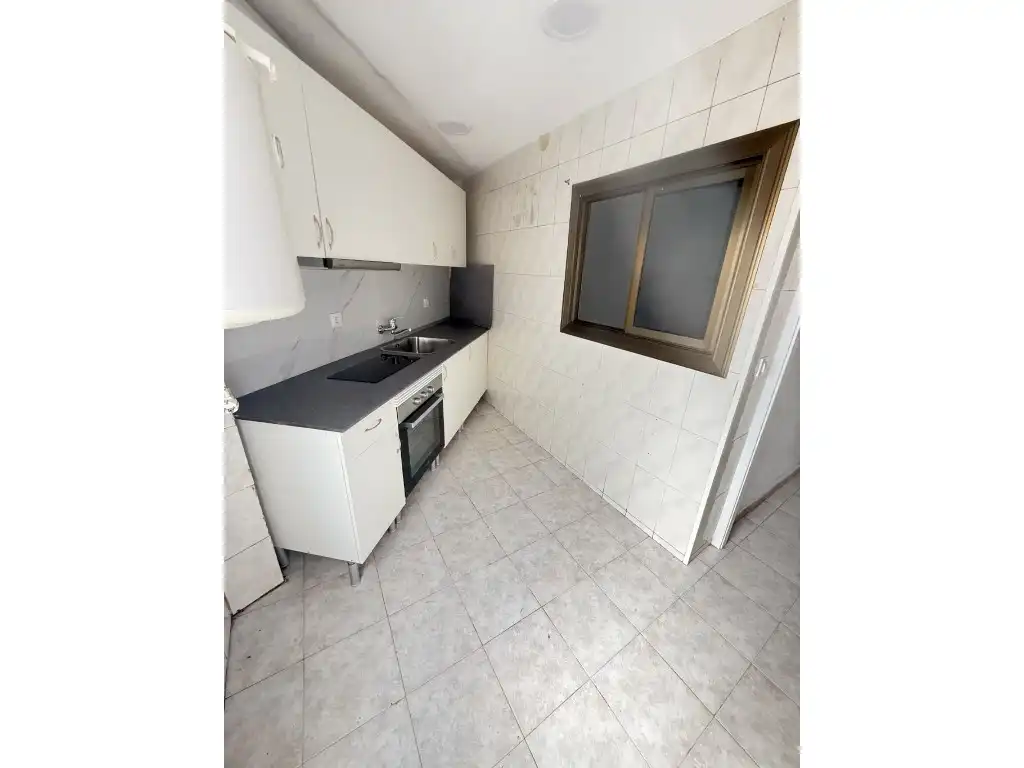 Cuina de Apartament en venda en L'Hospitalet de Llobregat