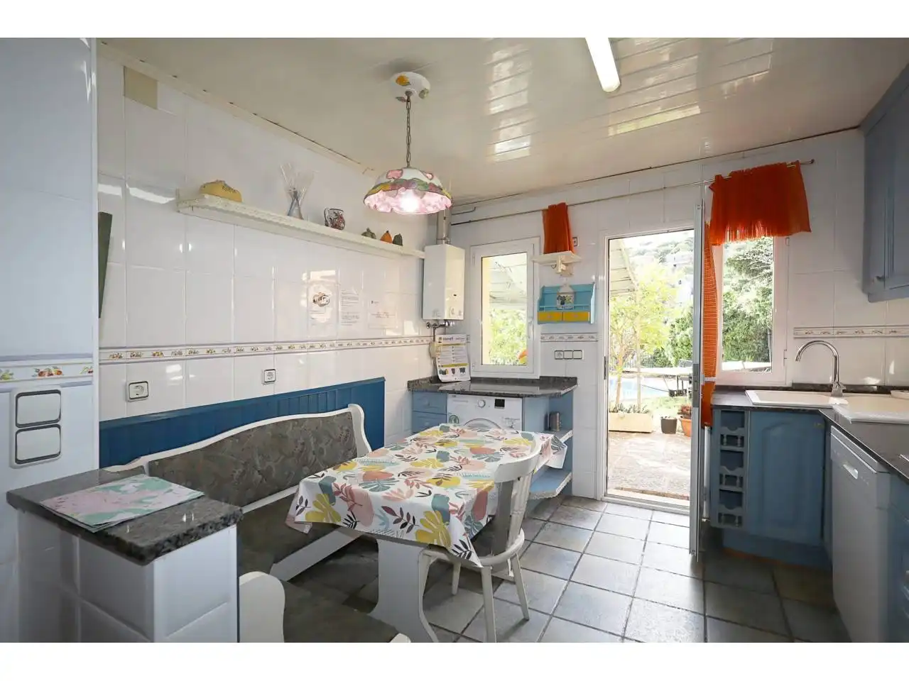Haus mit Pool zum Verkauf in Calle Suria, imagen 11
