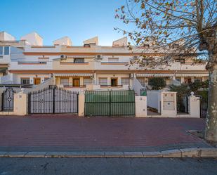 Exterior view of Single-family semi-detached for sale in Torrevieja  with Swimming Pool