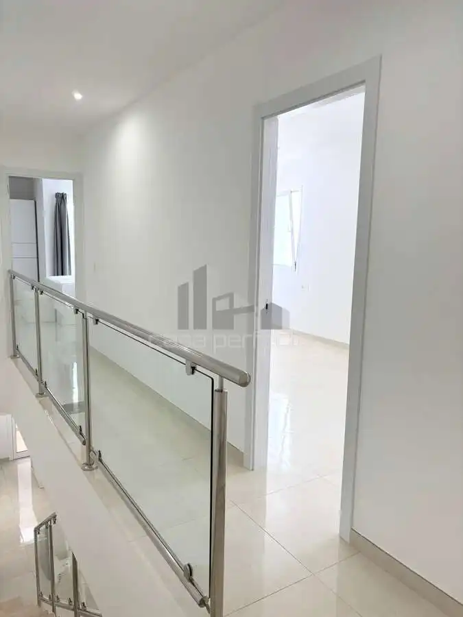 Dúplex en venta en San Bartolomé con Terraza, Trastero y Amueblado