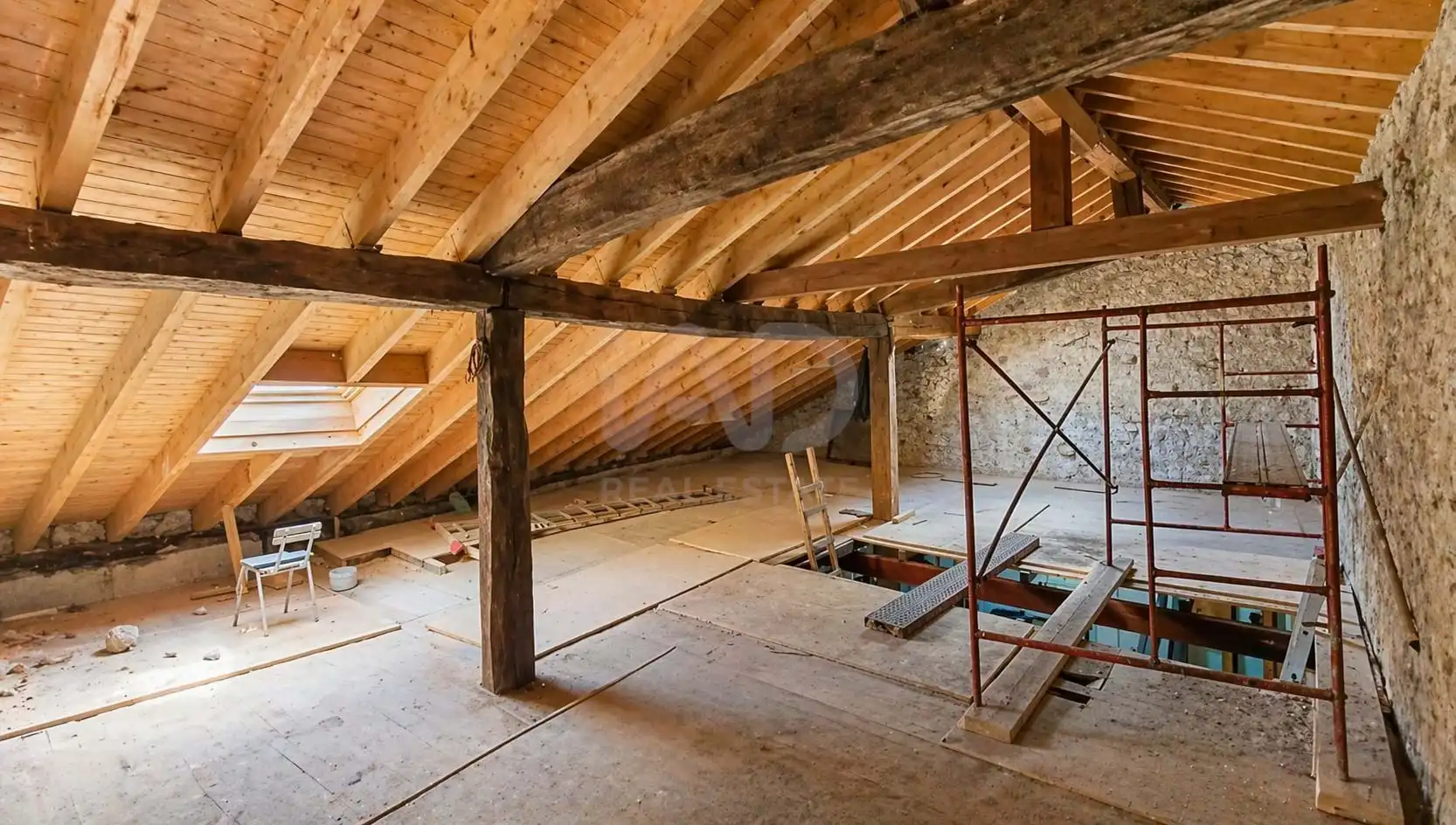 Casa adosada en venda en Corvera de Toranzo amb Calefacció i Terrassa