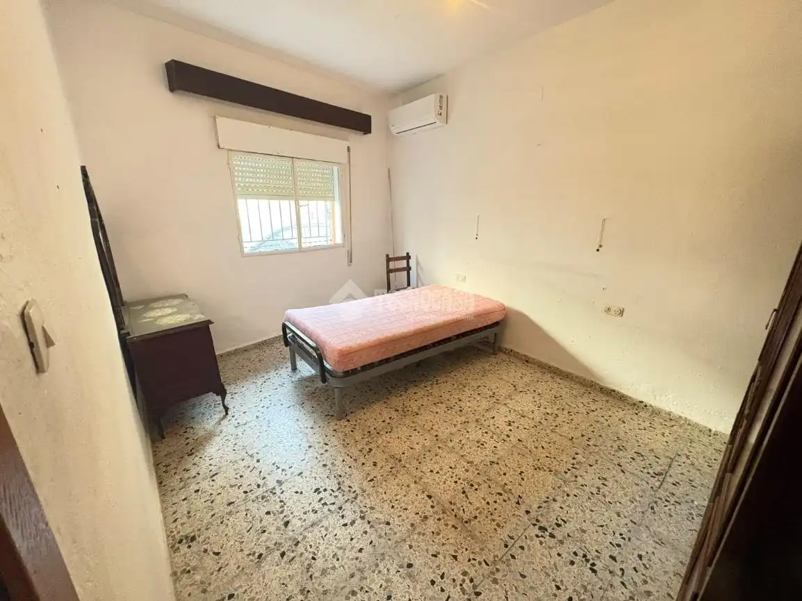 Doppelhaushälfte zum Verkauf in Sanlúcar la Mayor, imagen 9