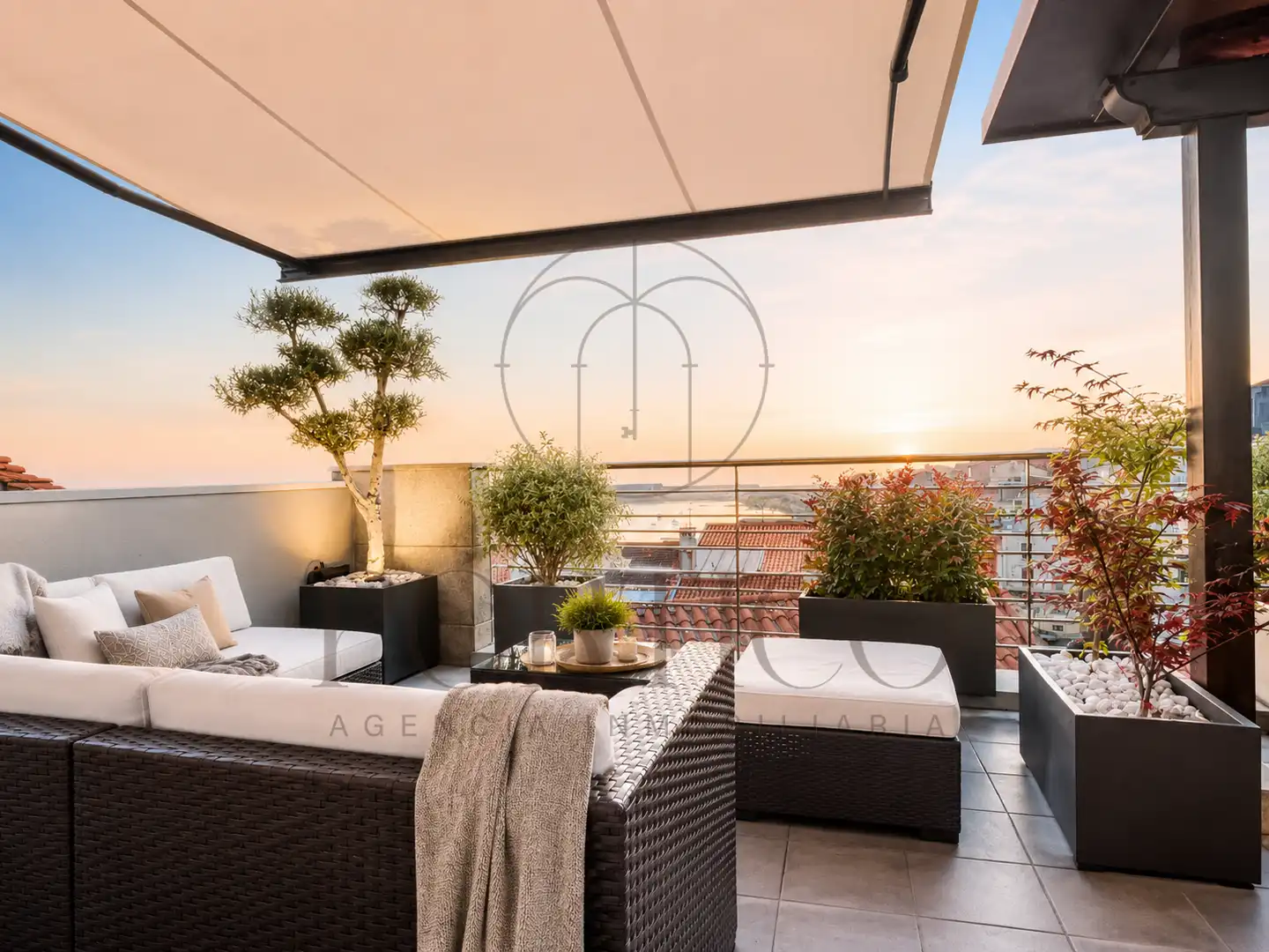 Terraza de Ático de alquiler en A Guarda   con Calefacción, Terraza y Amueblado