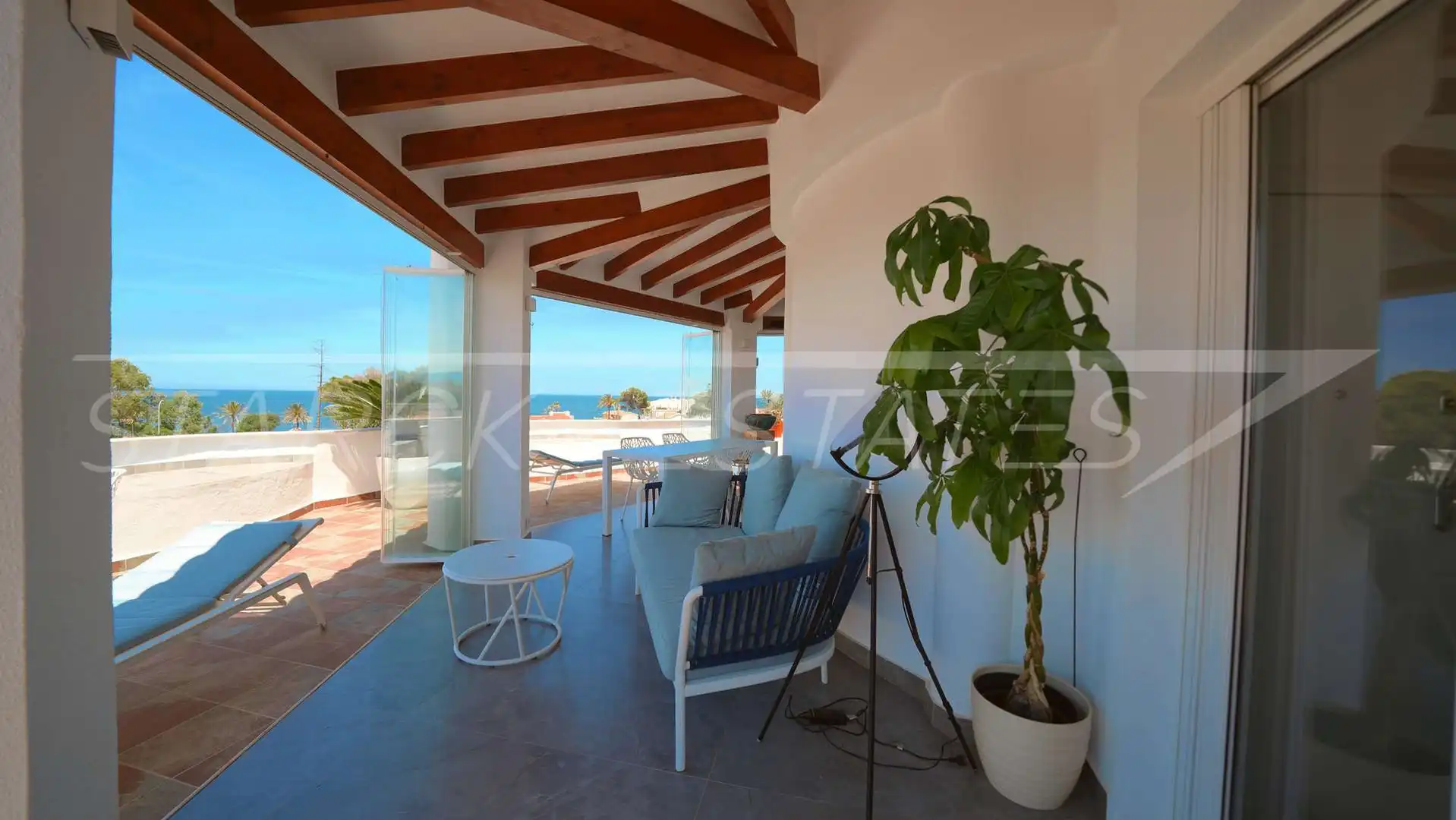 Terraza de Ático en venta en Dénia con Aire acondicionado, Jardín privado y Piscina