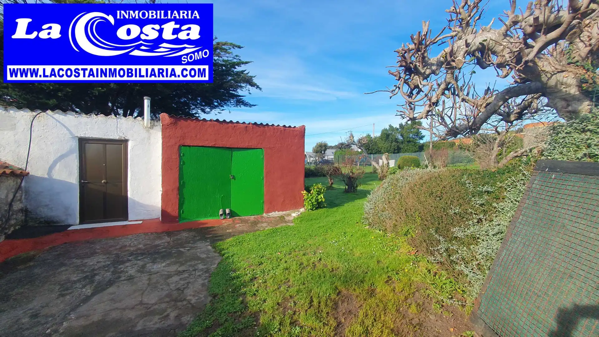 Exterior view of Detached homes for sale in Ribamontán al Mar  with Private garden