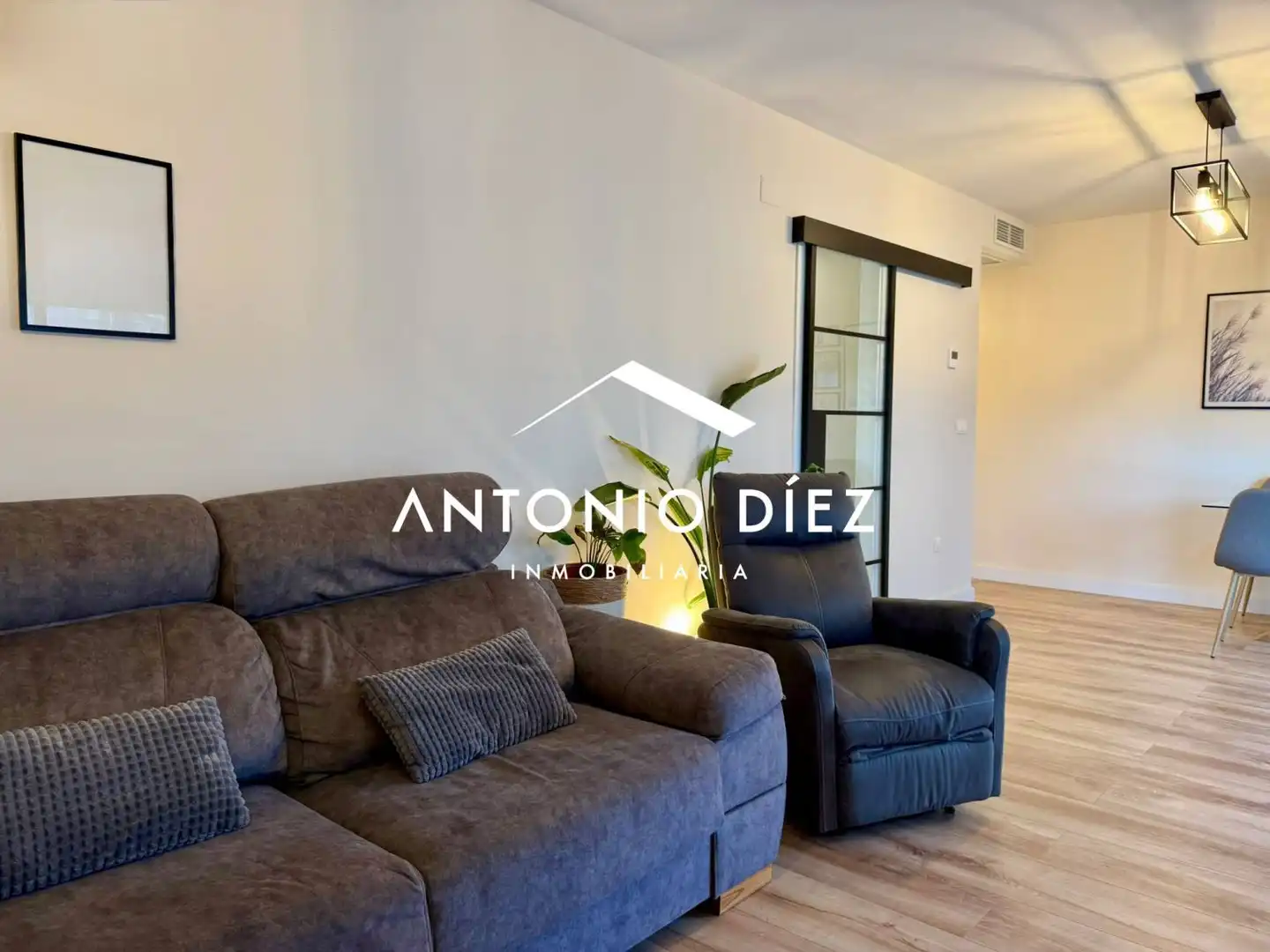 Living room of Flat for sale in Aspe  with Air Conditioner, Heating and Storage room