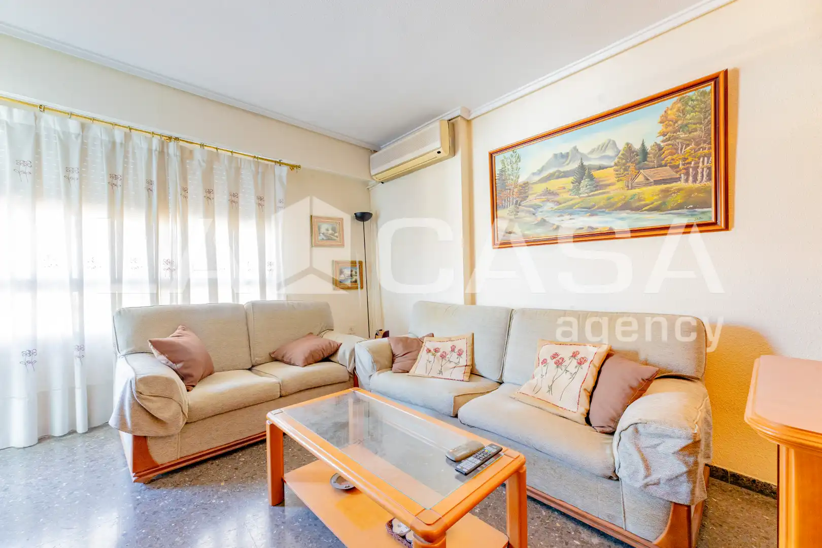 Living room of Flat for sale in Valencia  with Air Conditioner and Balcony