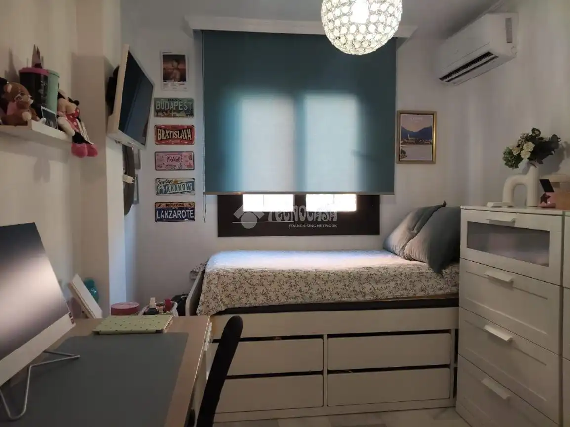 Habitación de Piso en venta en Córdoba con Aire acondicionado, Trastero y Balcón