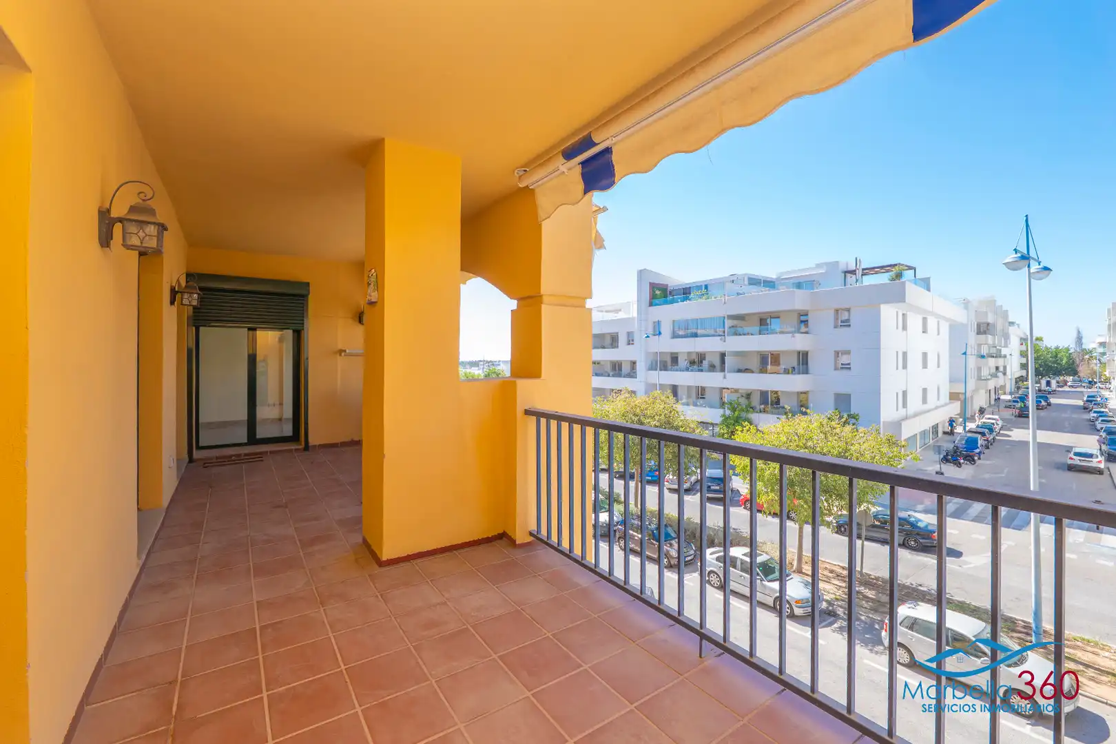 Terrasse von Wohnung zum Verkauf in Marbella mit Klimaanlage, Terrasse und Abstellraum