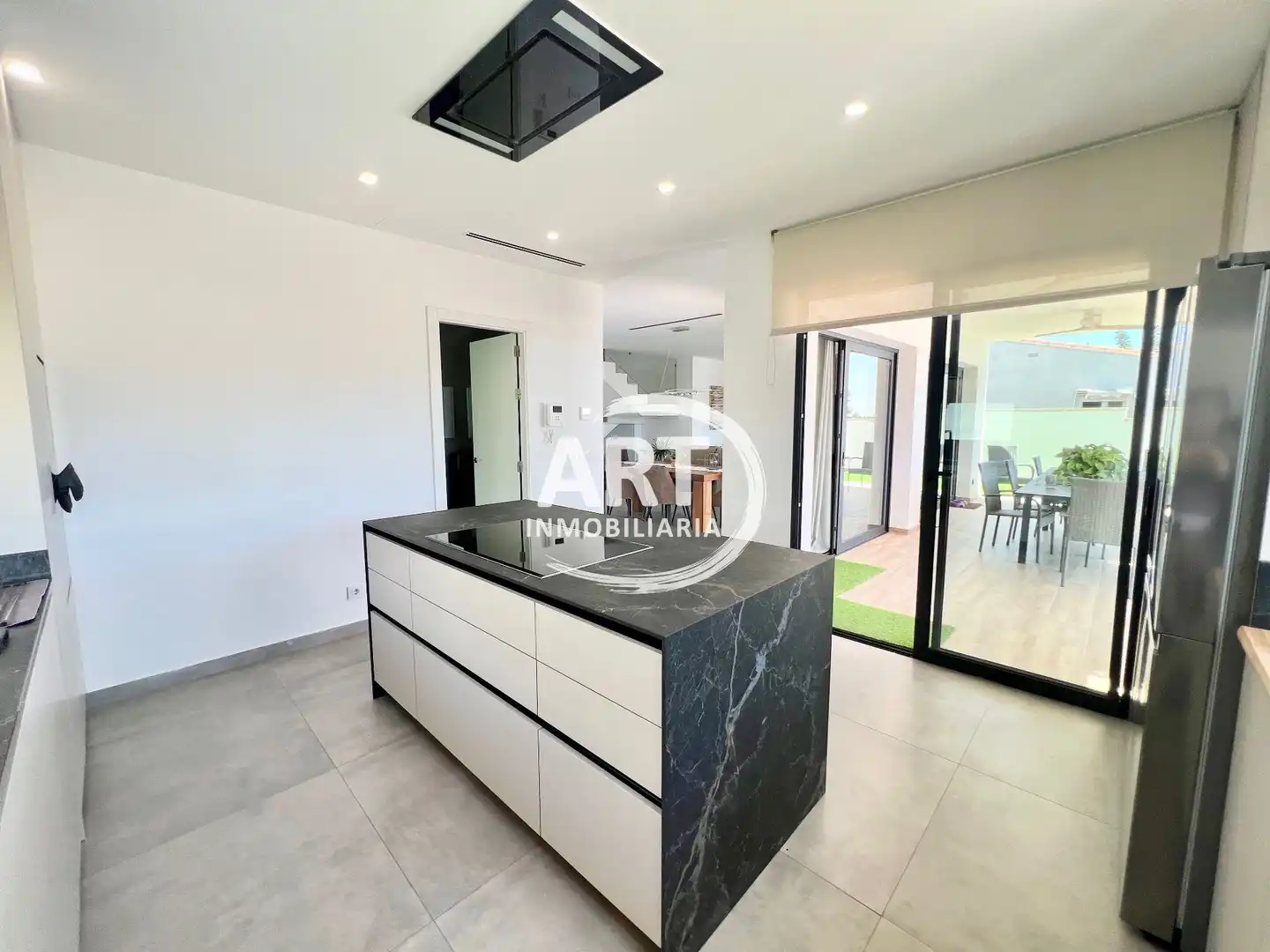 Cocina de Casa o chalet en venta en San Antonio de Benagéber con Aire acondicionado, Calefacción y Jardín privado