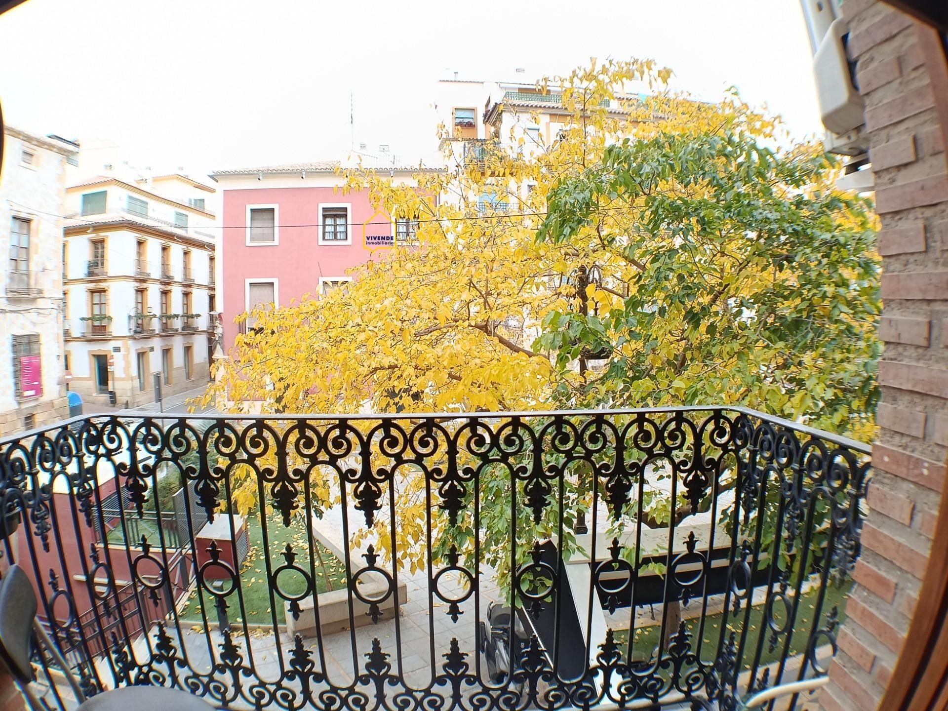 Vista exterior de Pis en venda en Lorca amb Balcó