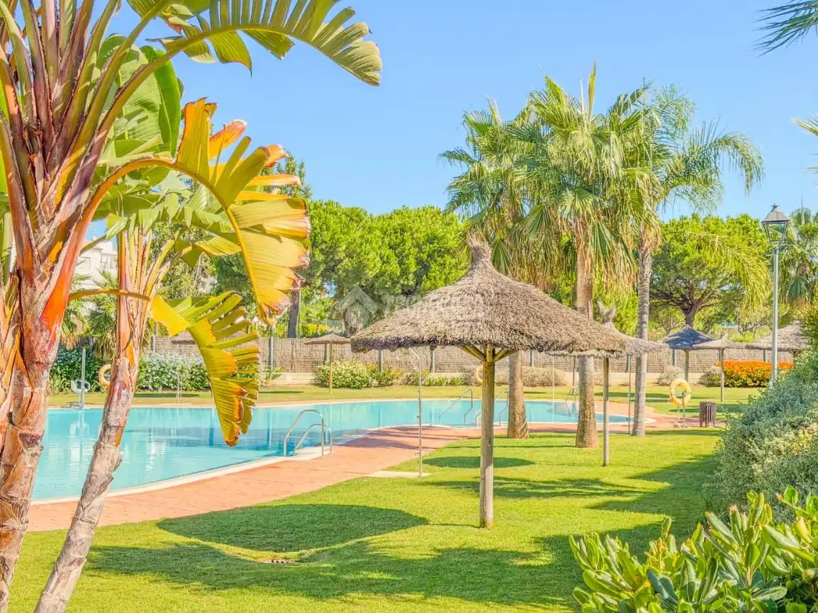 Swimming pool of Flat for sale in Chipiona  with Heating and Terrace