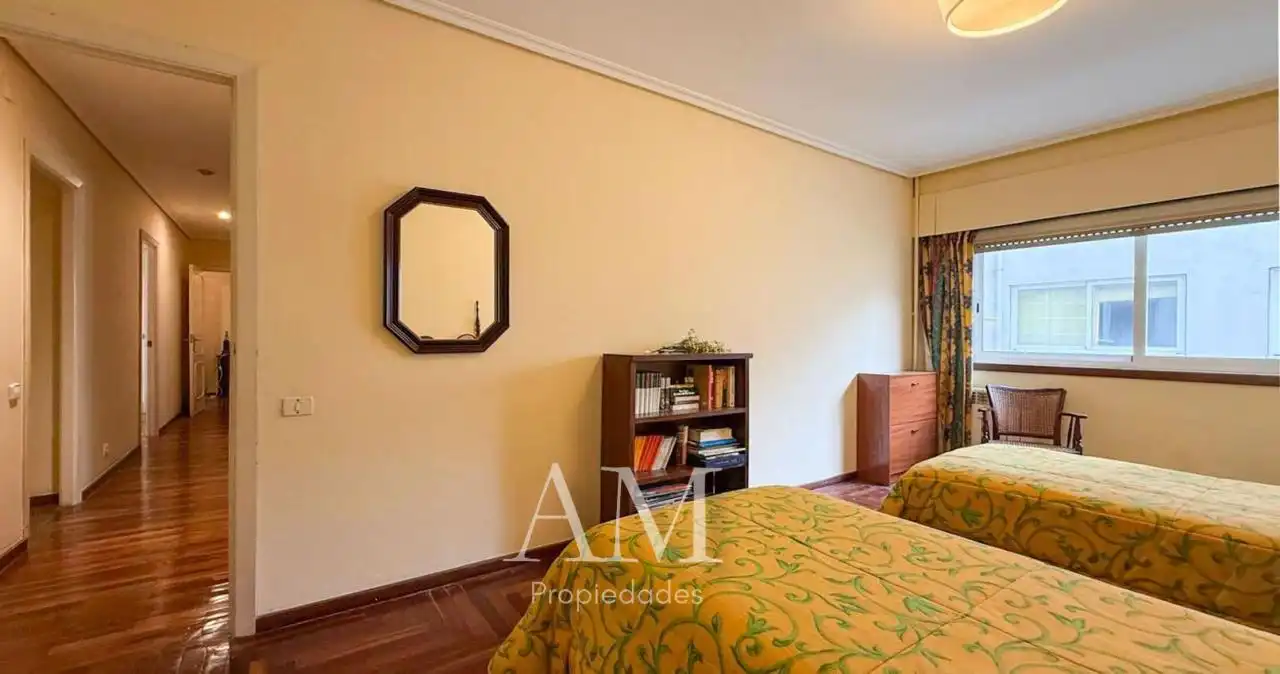 Bedroom of Flat for sale in Vigo   with Heating and Storage room