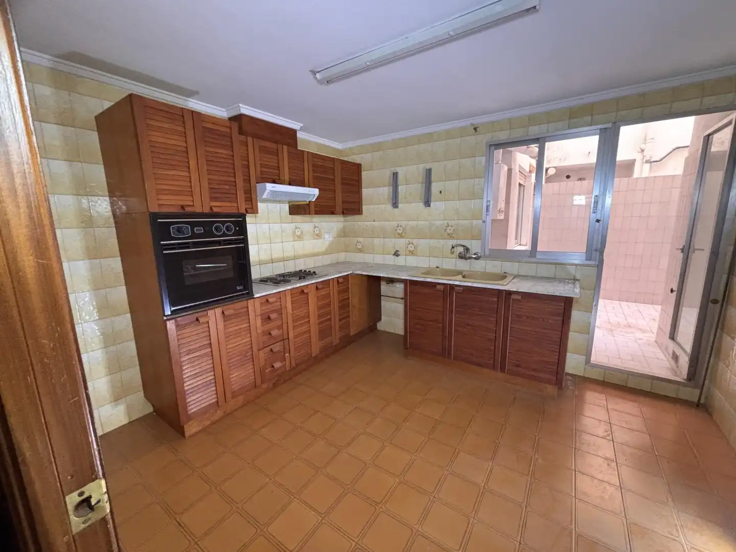 Kitchen of Flat for sale in  Valencia Capital  with Terrace and Balcony
