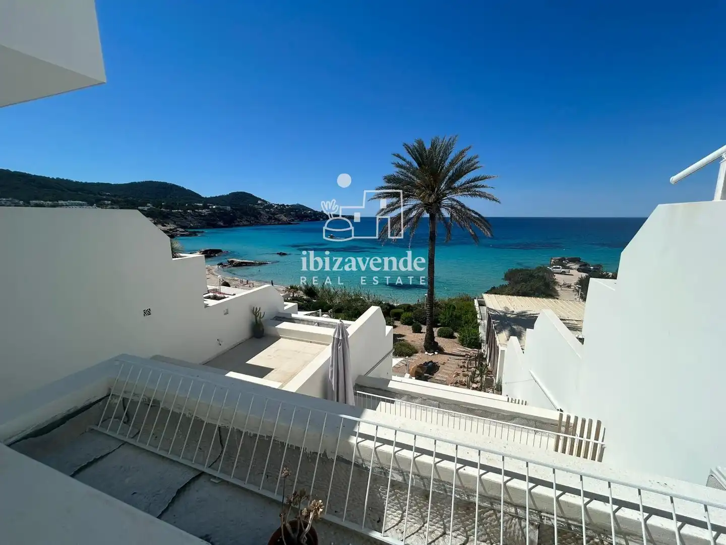Exterior view of Flat for rent in Sant Josep de sa Talaia  with Air Conditioner, Heating and Terrace