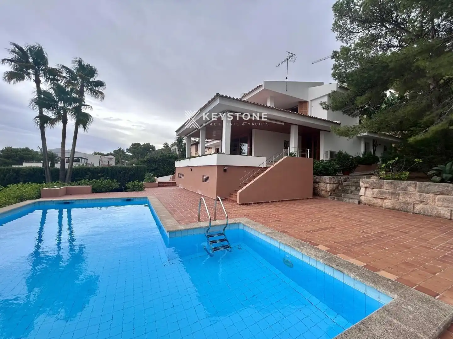 Vista exterior de Casa o xalet de lloguer en Andratx amb Aire condicionat, Terrassa i Piscina