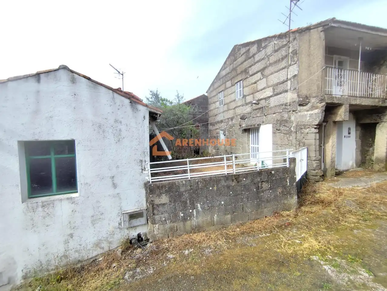 House with terrace for sale in Xunqueira de Ambía