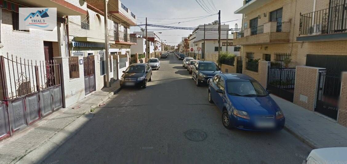 Exterior view of Single-family semi-detached for sale in  Sevilla Capital  with Terrace