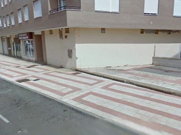 Local comercial en venda a Trobajo del Camino