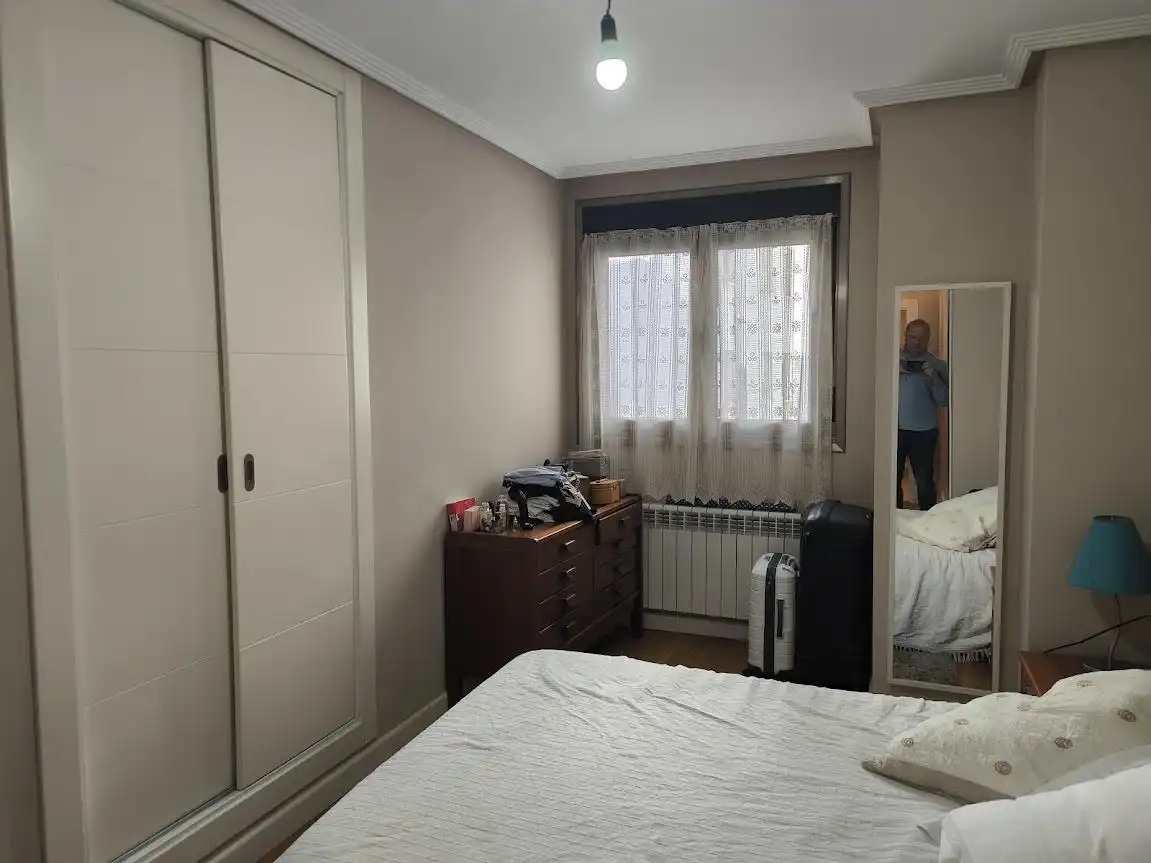 Schlafzimmer von Wohnung zum Verkauf in Oviedo  mit Heizung und Abstellraum