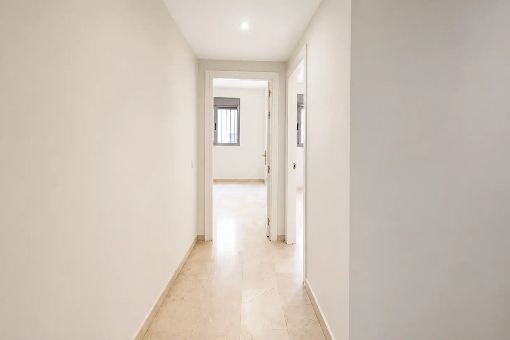 Apartments for sale in Marbella  with Air Conditioner, Terrace and Swimming Pool