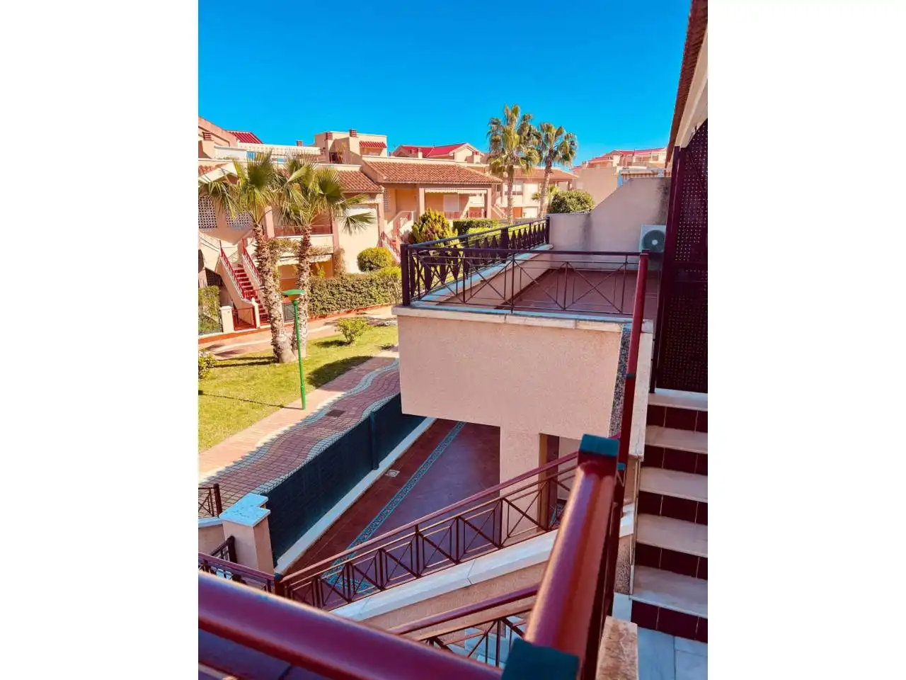 Vista exterior de Apartament en venda en Santa Pola amb Piscina comunitària