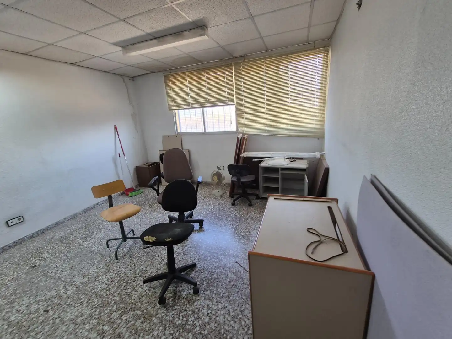 Nave industrial en venta en Elda