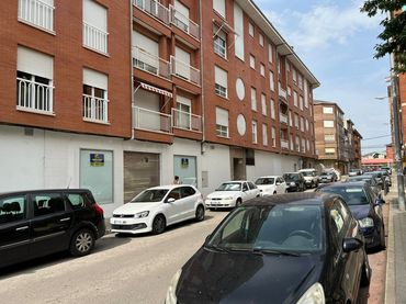 Local comercial en venda a Flores de Sil - La Placa