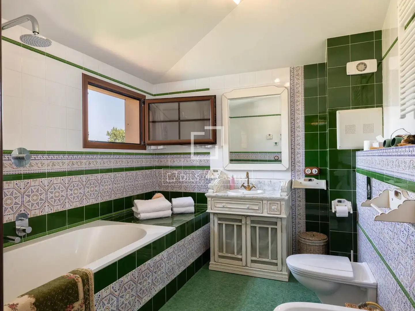 Baño de Casa o chalet en venta en Empuriabrava con Aire acondicionado, Calefacción y Jardín privado
