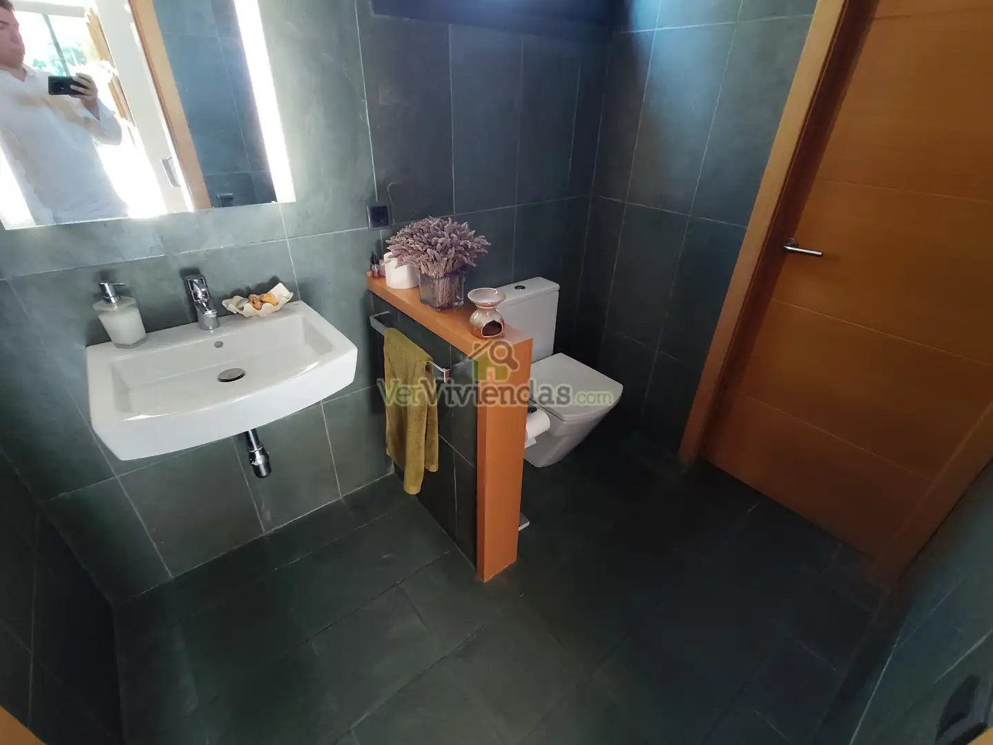 Bany de Casa o xalet en venda en Sant Cugat del Vallès amb Aire condicionat, Calefacció i Jardí privat