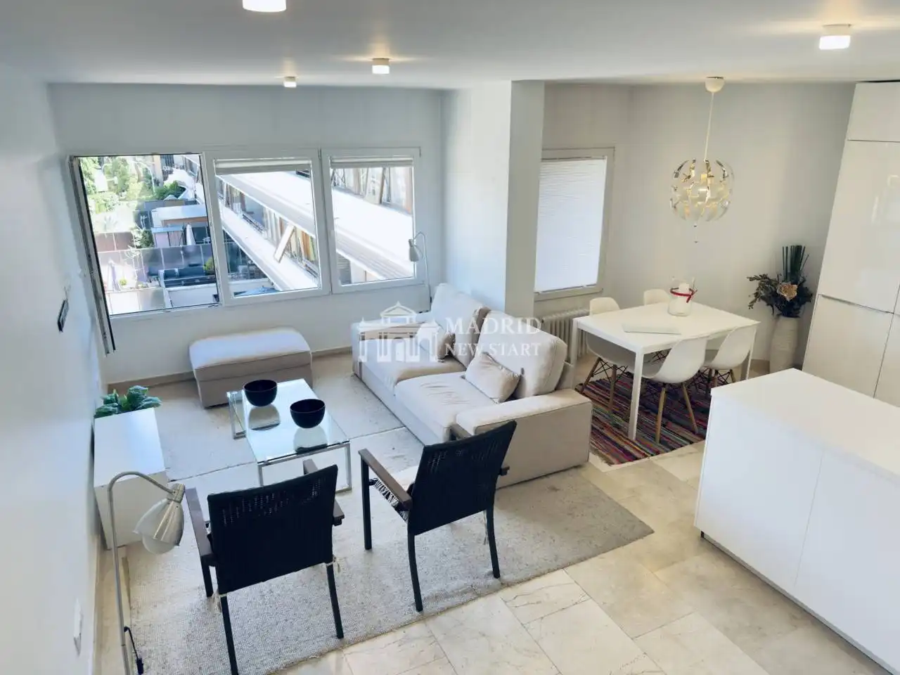 Sala de estar de Dúplex de alquiler en Madrid con Aire acondicionado, Calefacción y Amueblado
